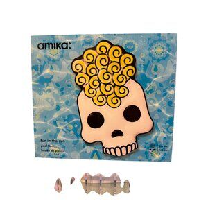 Amika Scull Pool Float Fun in the Sun New In Box 5'4" Great For Warm Weather